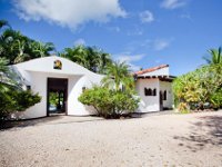 Hacienda JJ Bed & Breakfast13